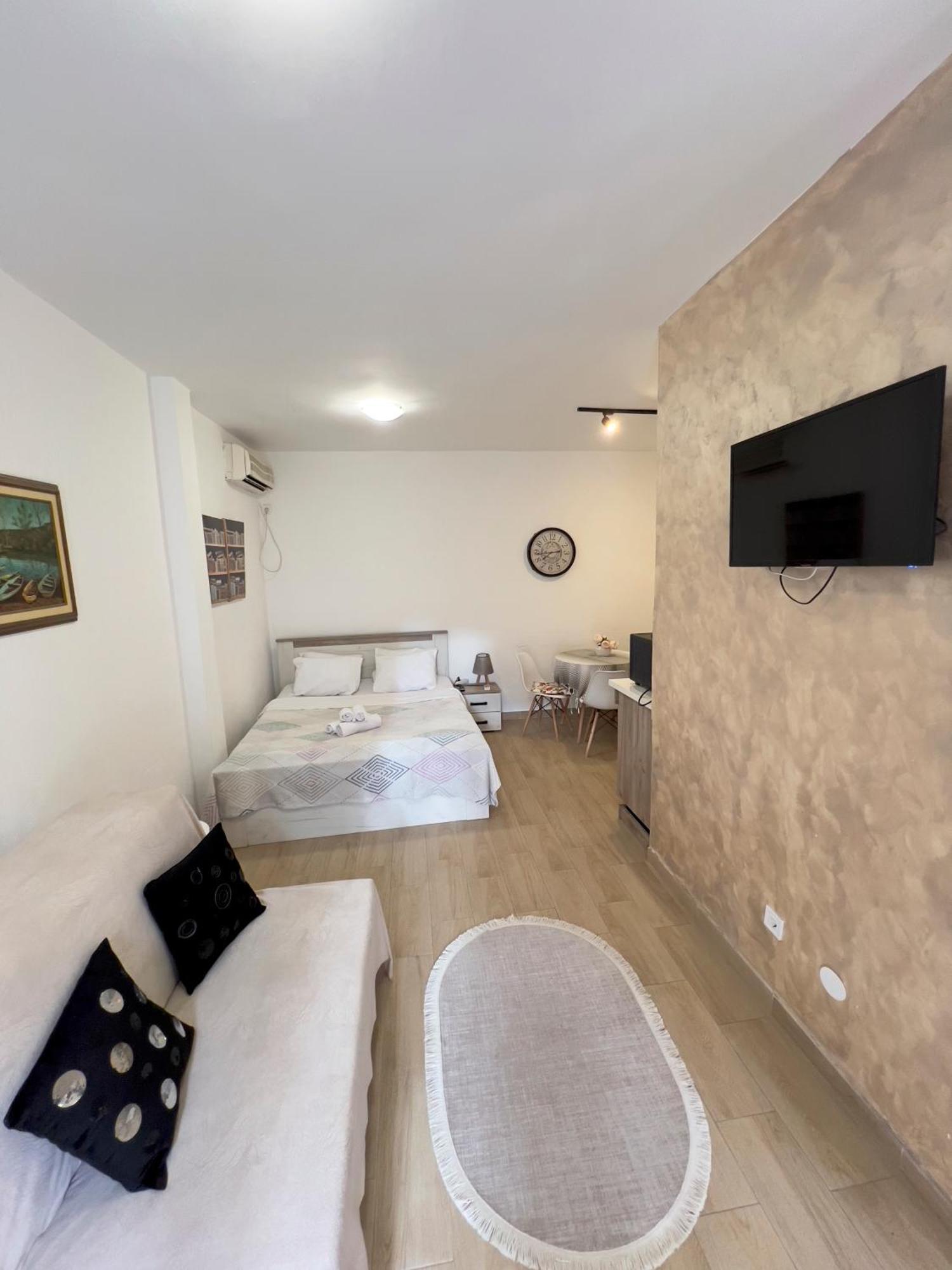 Casa Apartments, one-bedroom apartment Budva Buitenkant foto