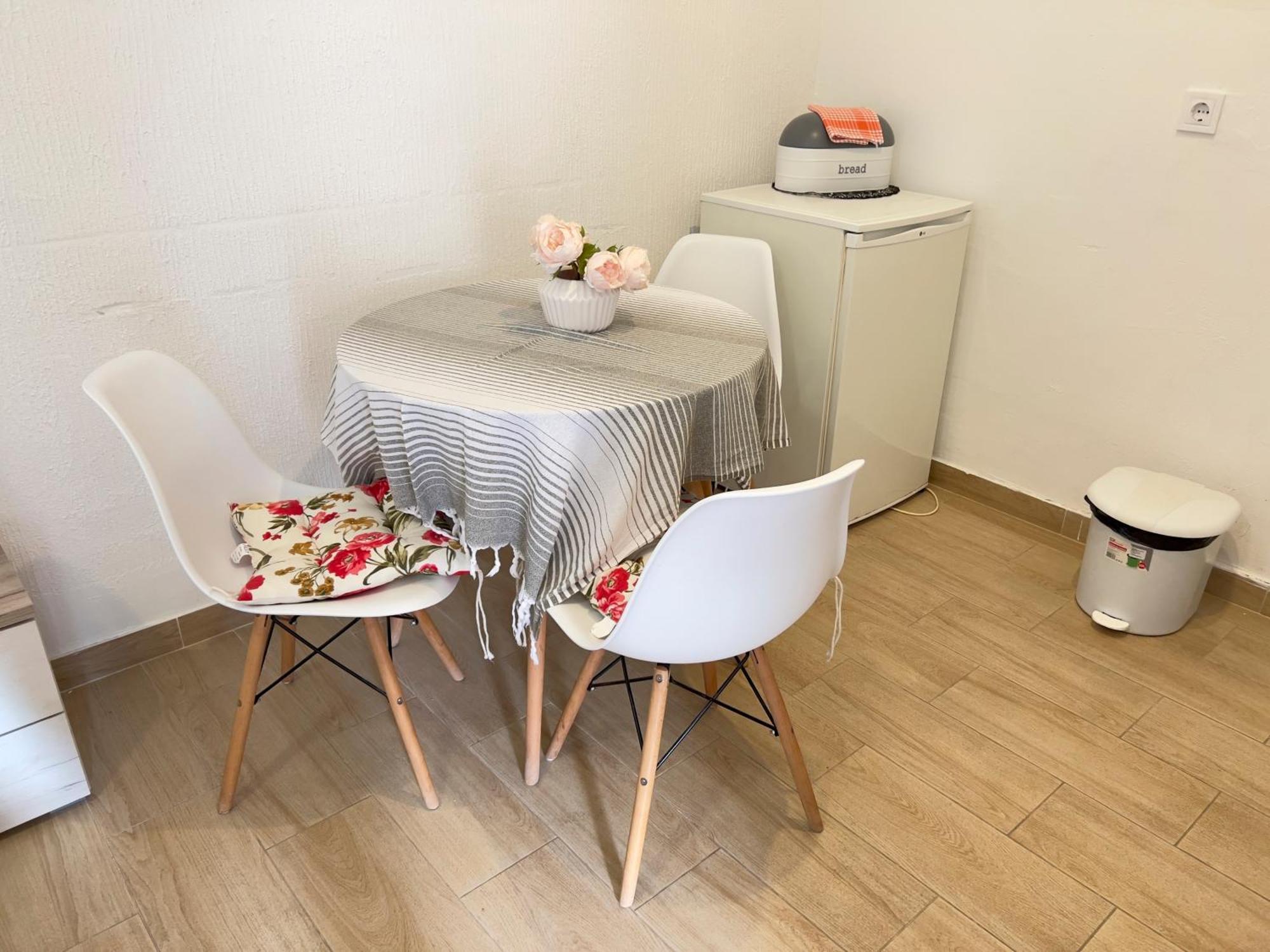 Casa Apartments, one-bedroom apartment Budva Buitenkant foto