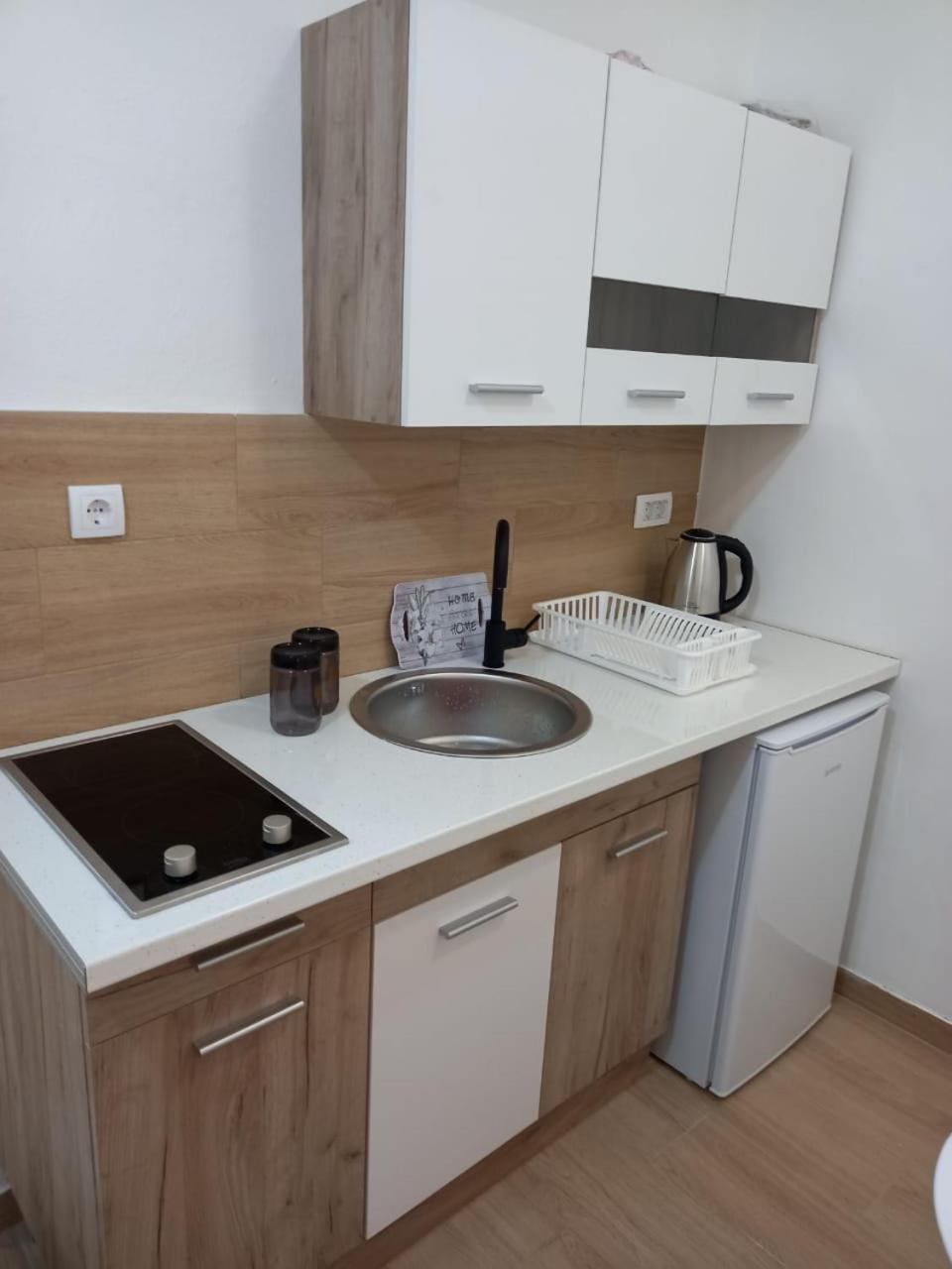 Casa Apartments, one-bedroom apartment Budva Buitenkant foto